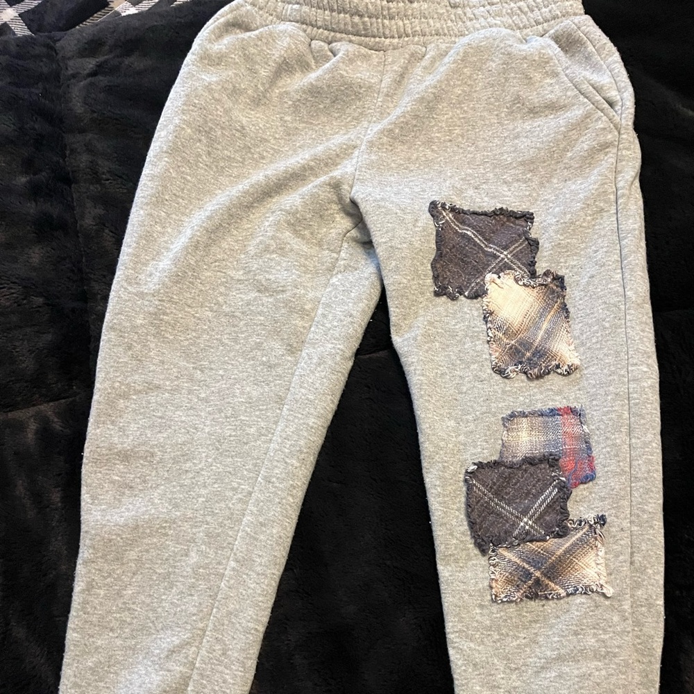 Girls size large vintage Havana sweatpants Guc